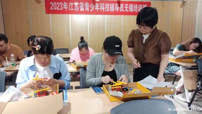 1698224098891368.jpg 1698224093279.jpg