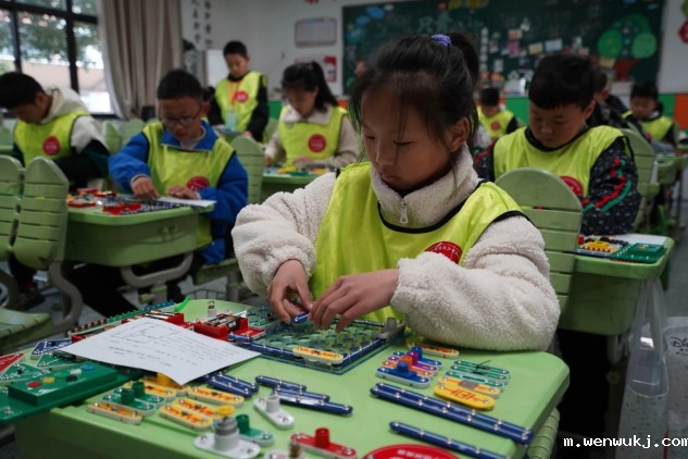 1712477126306368.jpg 1712477123221.jpg