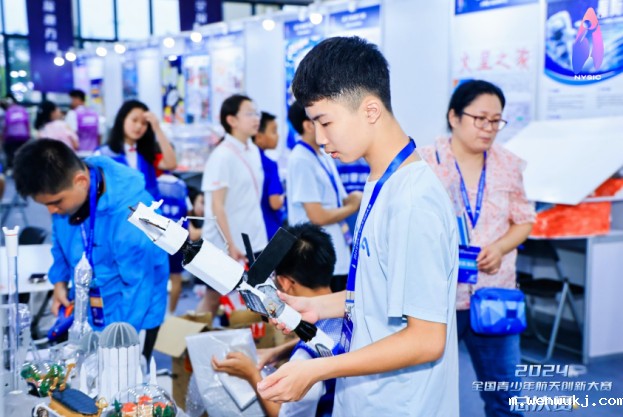 1724652856731359.jpg 1724652855385.jpg